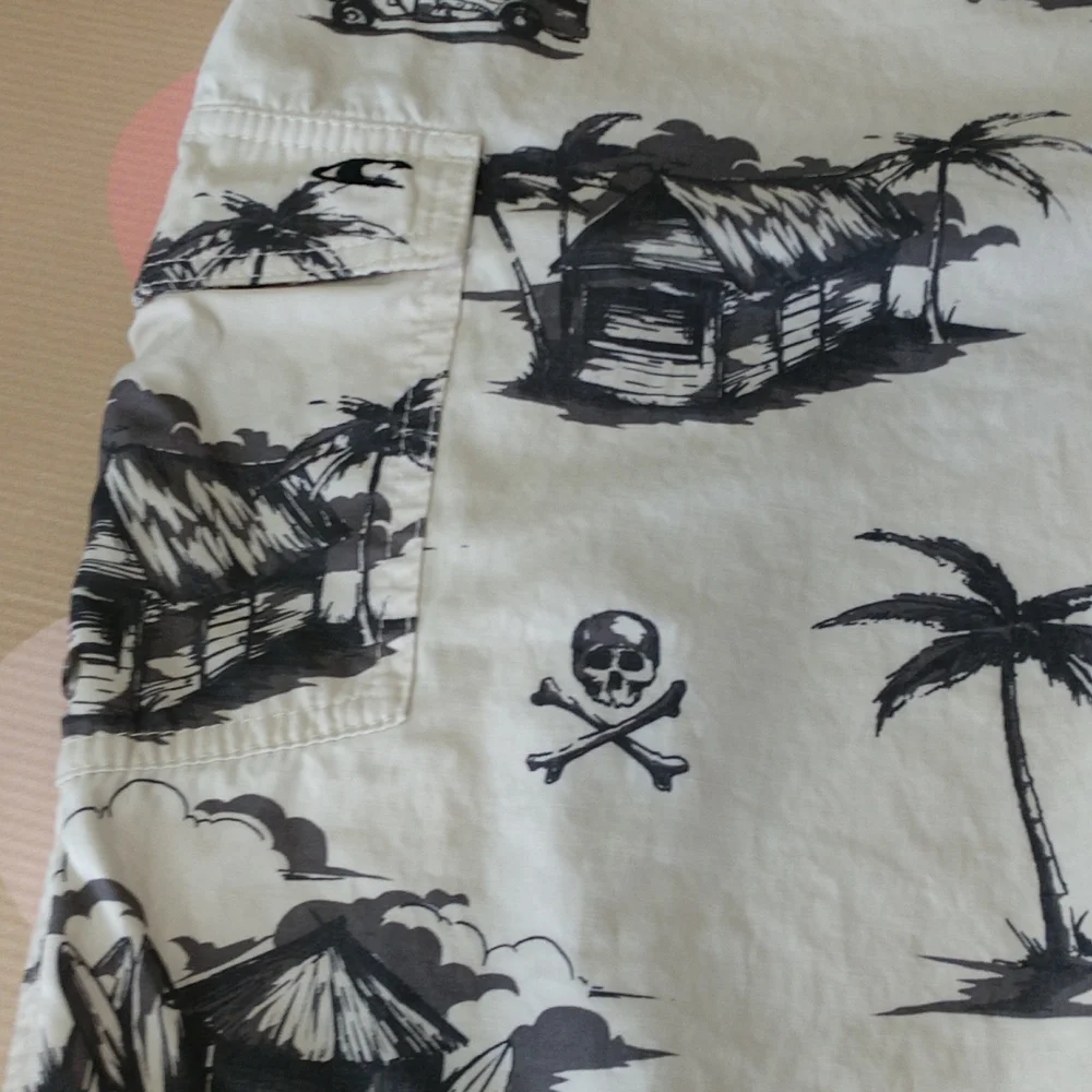 O'Neill Santa Cruz board shorts. Size 36